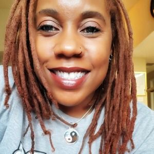 Meet your Posher, Shayla